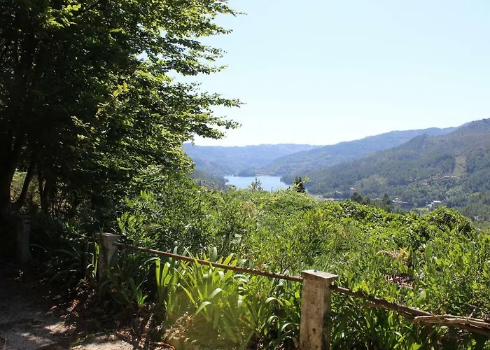 Quinta De Gestacos Alojamento de Turismo Rural *